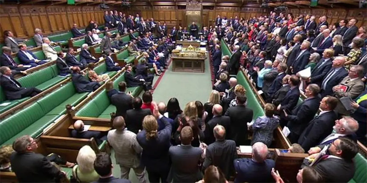 پارلمان انگلیس جانسون را شکست داد/ برگزیت پیچیده‌تر شد