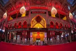 آماده شدن حرم امام حسین (ع) برای روز عاشورا + تصاویر