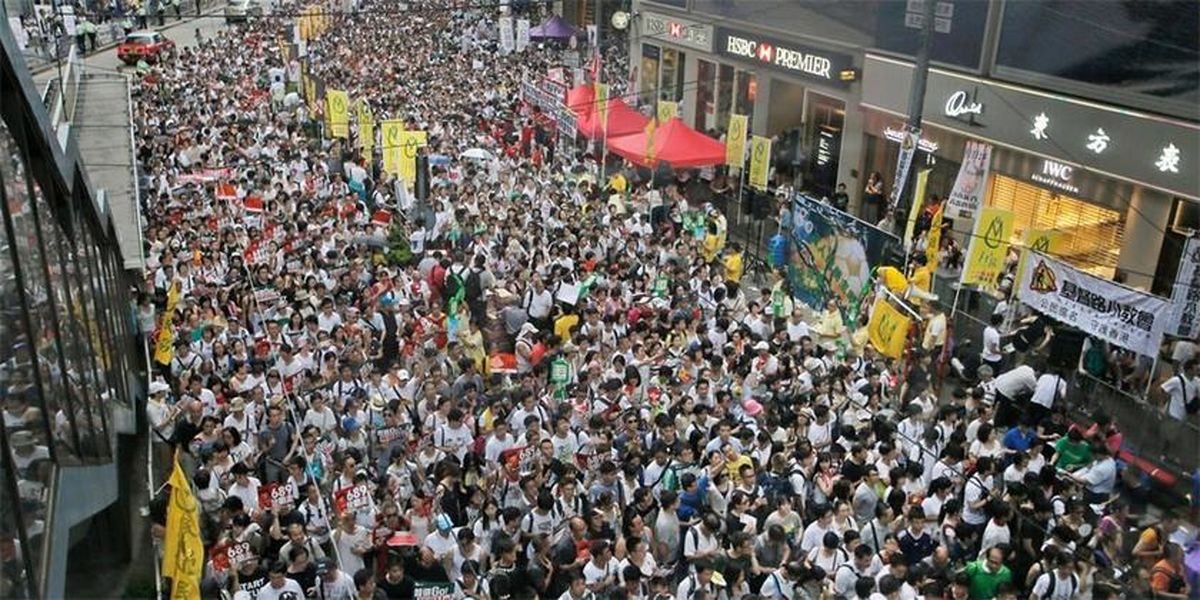 درگیری موافقان و مخالفان چین در هنگ کنگ