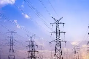 ۴۰ درصد برق عراق را ایران تامین می‌کند