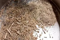 اختلاط ۷۰۰هزار تن سنگ و خاک با گندم نانوایی‌ها