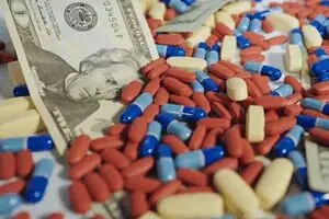 اما و اگرها حذف نمونه‌برداری از مواد اولیه وارداتی دارو
