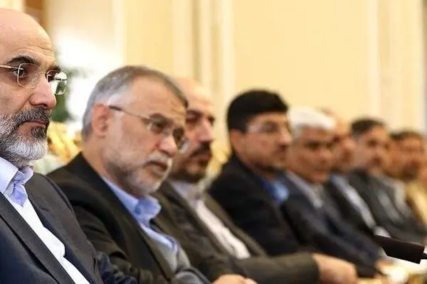 لطفا بگذارید از فرهنگ صحبت کنیم!؛ ضرغامی، علی‌عسگری و میرباقری خوشحال‌ترین تماشاگران دوئل جلیلی با منتقدان!
