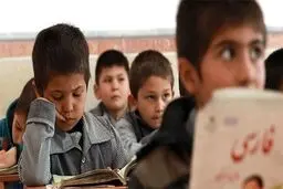 صدور ۱۰۰هزار پروانه کار برای اتباع خارجی در کشور