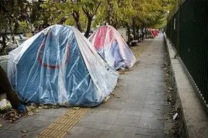 خیابان خوابی همراهان بیماران