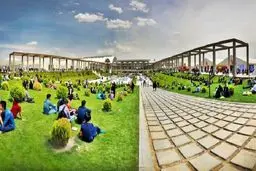 جمعی از ناشران: نمایشگاه کتاب را به «شهر آفتاب» نبرید