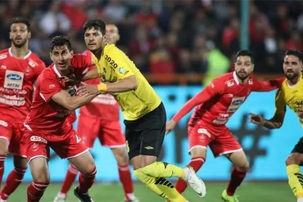 منصوریان به استقلال رسید