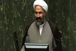 پژمانفر، لاریجانی را دیکتاتور خطاب کرد