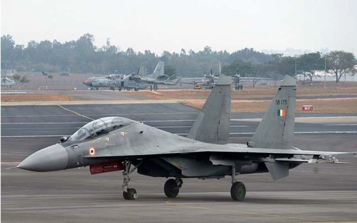 هند برای مقابله با تهدید چین و پاکستان جنگنده می خرد