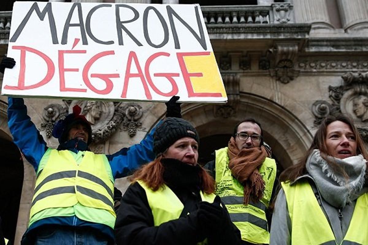 رسانه‌های فرانسه اعتراضات جلیقه زردها را سانسور می‌کنند