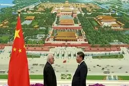 کشاورززاده استوارنامه خود را تقدیم رئیس‌جمهور چین کرد