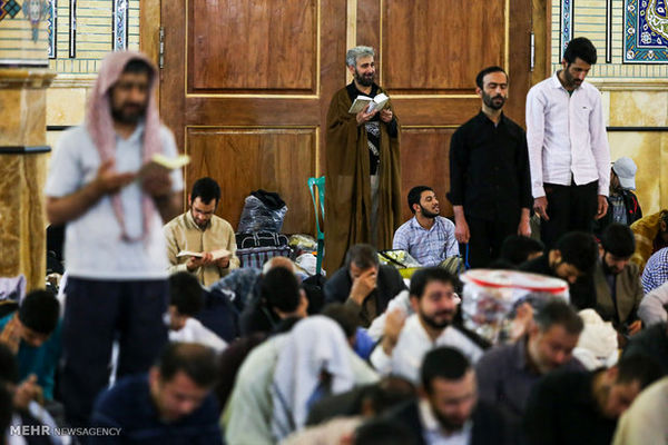 مراسم روزه نجات در حمایت از مردم یمن در دانشگاه تهران برگزار شد