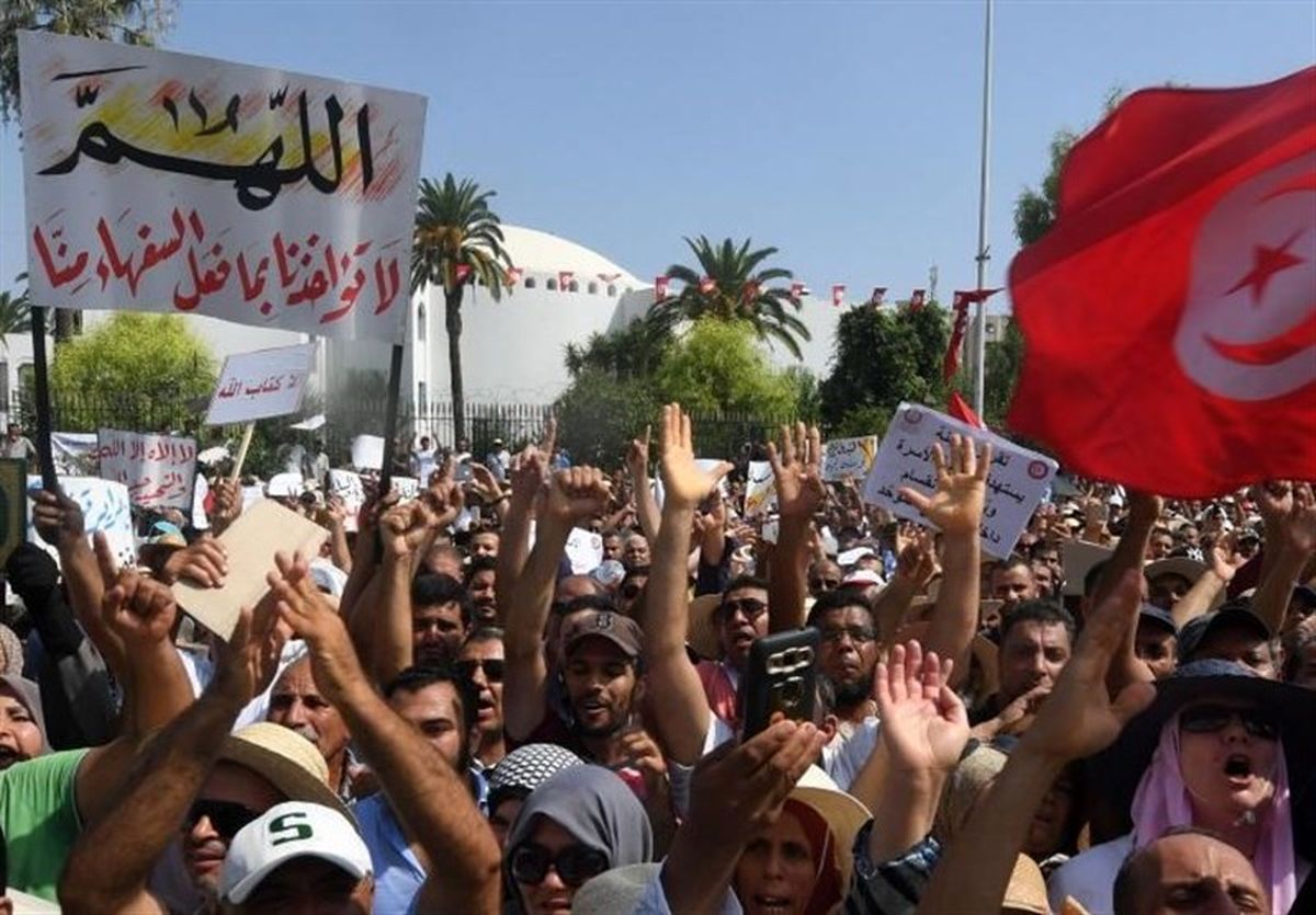 اعتصاب عمومی در تونس در سالروز انقلاب