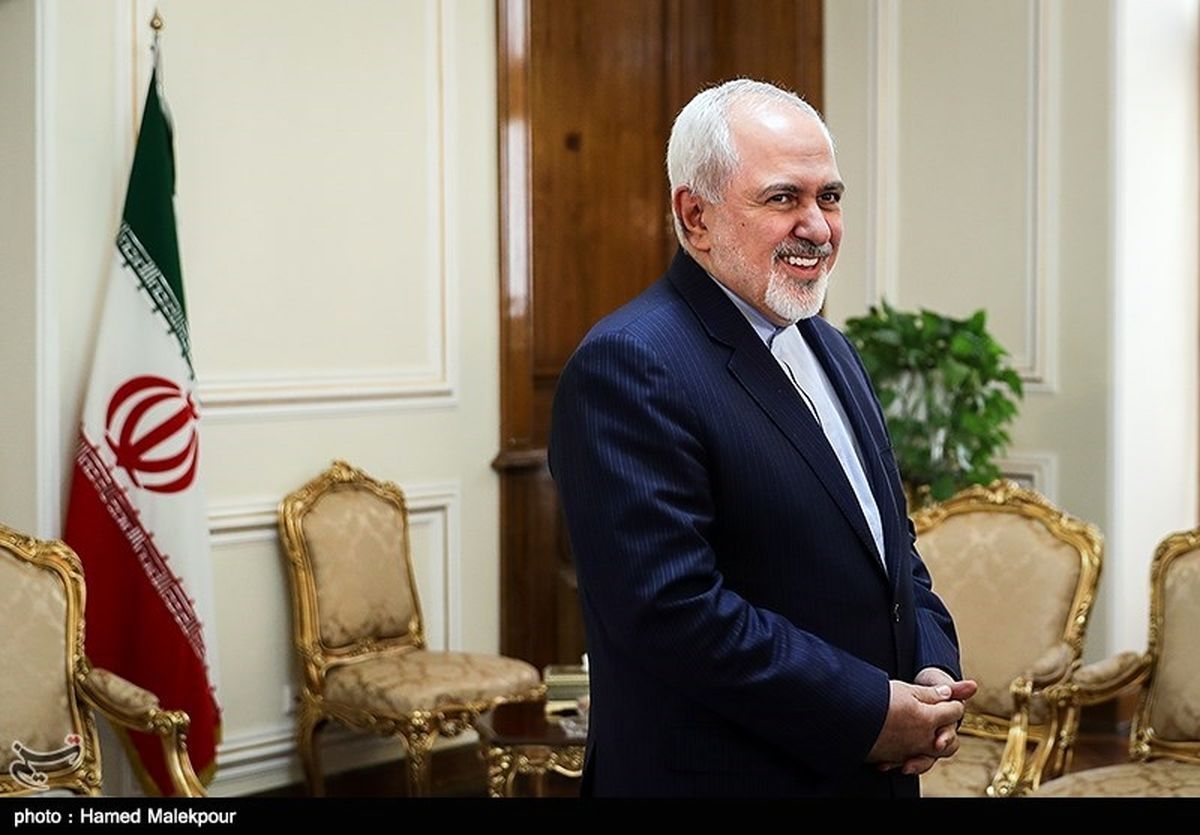 ظریف: ایرانیان افسانه قدرقدرتی آمریکا را در هم شکستند