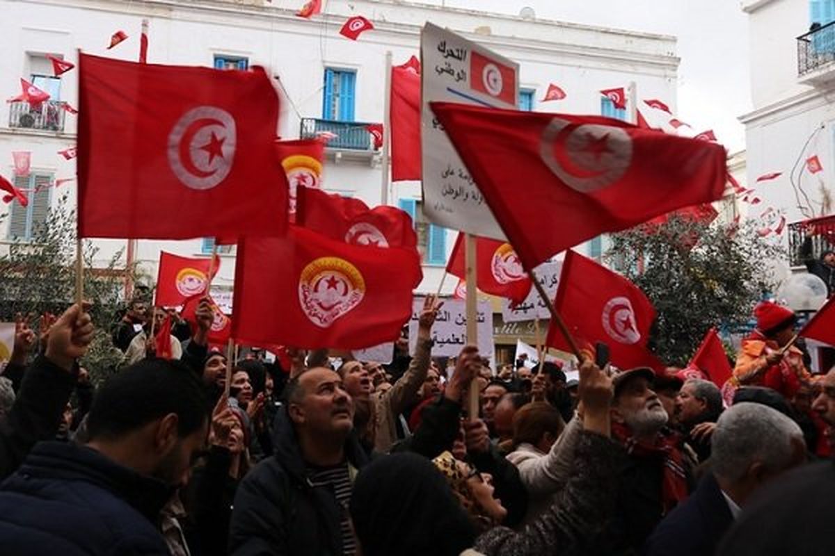 اعتصاب سراسری در تونس در اعتراض به پایین بودن دستمزدها