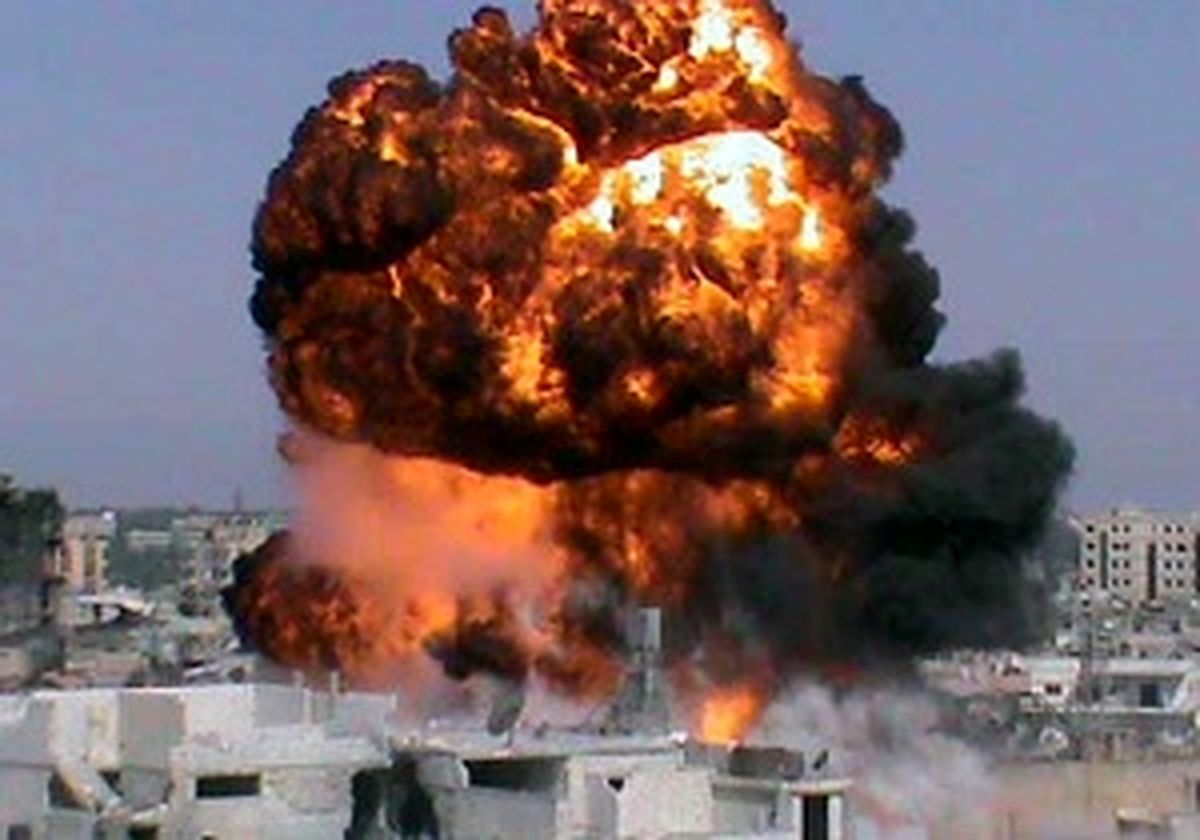 انفجار خودرو ‌در مقابل انبار سلاح هیات تحریر الشام در ادلب
