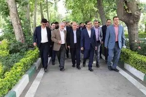 لابی برای ابقا رئیس صندوق بازنشستگی!