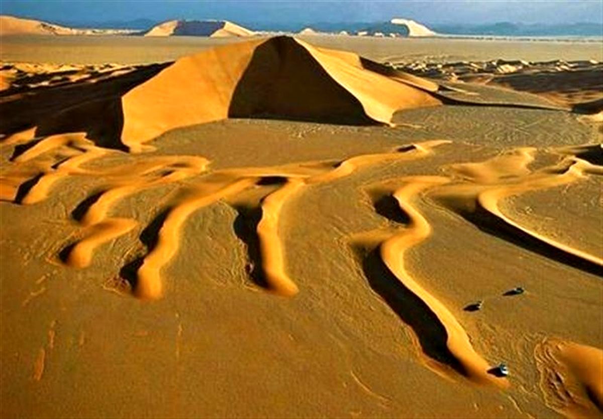 بلندترین تپه‌های ماسه‌ای جهان در ایران، بهترین جاذبه گردشگران/ کدام نقطه ایران و آمریکا شبیه یکدیگرند