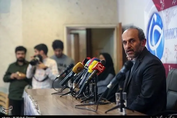 جبلی: "سیما" و "برون‌مرزی" مکمل آنتن یکدیگر هستند