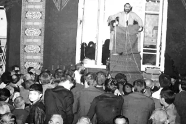 شرایط منبرهای تهران در سال‌های ۵۳ و ۵۴/ ماجرای پولی که یک منبری از ساواک گرفت