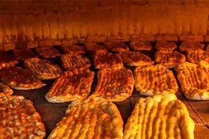 چرا نان در تهران گران شد؟