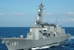 ناوشکن نیروی دریایی انگلیس تنگه هرمز را ترک کرد