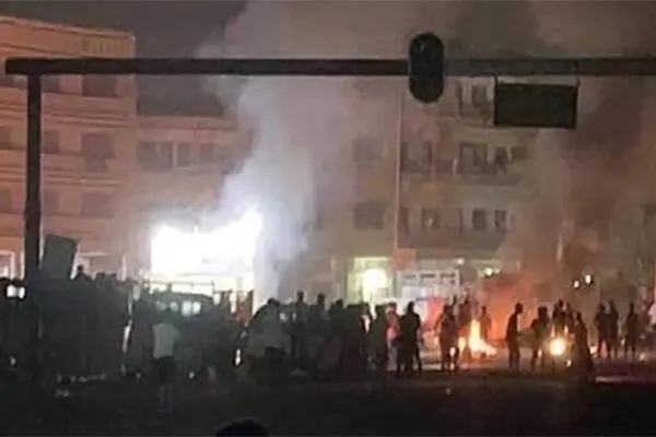 چه کسی اعتراض‌ها در عراق را به خشونت کشاند؟