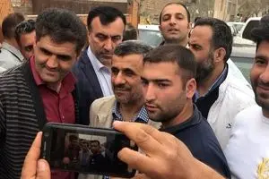 تلاش احمدی‌نژاد برای دیده شدن