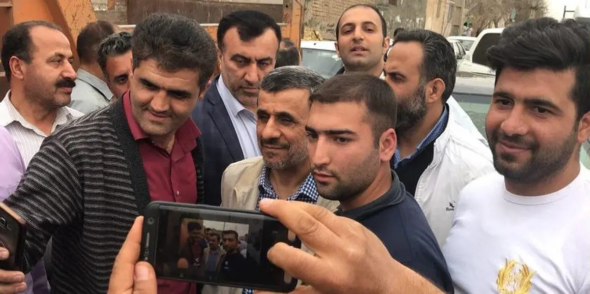 تلاش احمدی‌نژاد برای دیده شدن
