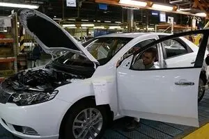 تخلف خودروسازان در اعمال قیمت‌ها محرز شود، برخورد قانونی می‌کنیم