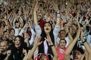ماجرای زنان و ورزشگاه؛ چگونه حکمرانی نوین بر جهان حاکم می‌شود