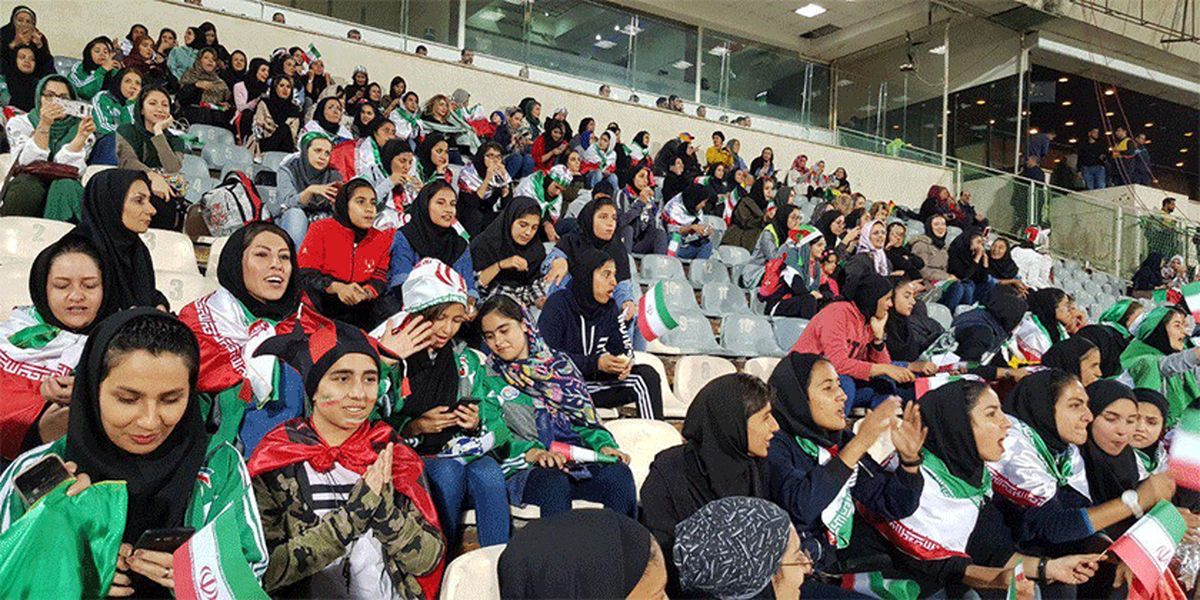 برای حفظ حرمت «زن ایرانی» در استادیوم باید تلاش کنیم