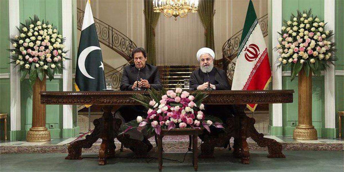روحانی : خطرات رژیم صهیونیستی برای منطقه را به مقام پاکستانی توضیح دادیم