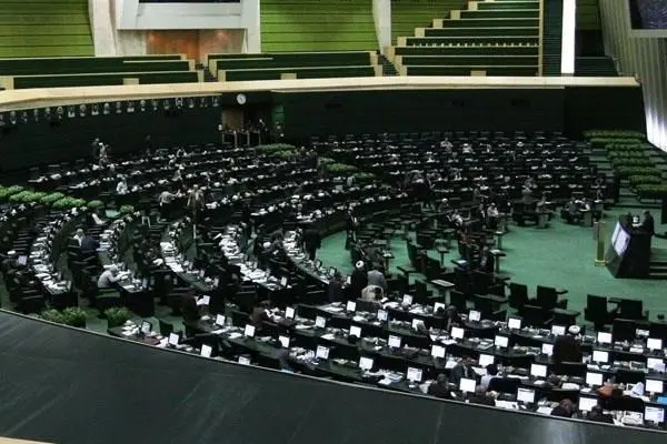 موافقت مجلس با حذف تنوع مدارس