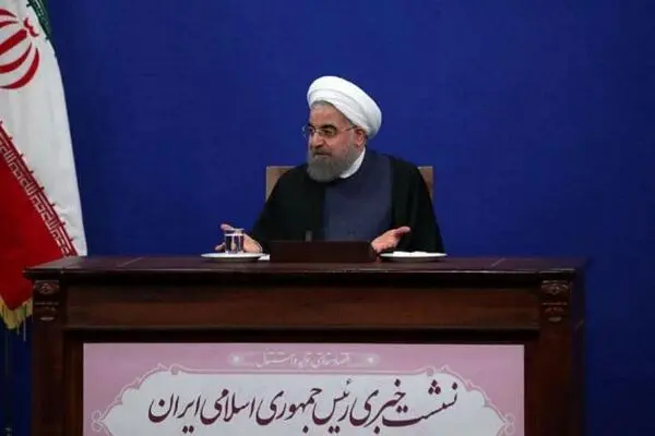 مهم‌ترین پاسخ‌های روحانی در کنفرانس خبری/ از قانون اساسی و شورای نگهبان تا مذاکره با آمریکا و دلار ۴۲۰۰ تومانی