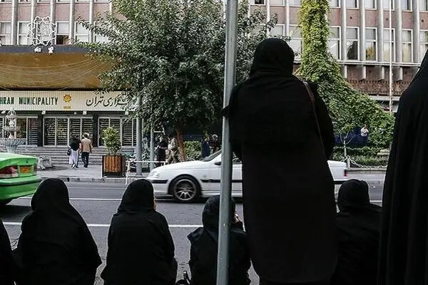 شهدای آتش نشان حادثه پلاسکو هنوز «شهید» نشده‌اند!