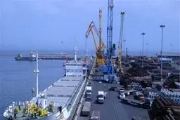 دومین محموله بزرگ هند از مسیر چابهار به افغانستان انتقال می‌یابد