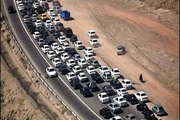 ترافیک پرحجم در راه های منتهی به مرزهای غربی کشور