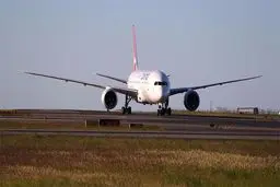 طولانی‌ترین پرواز جهان با موفقیت انجام شد