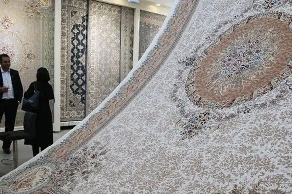 کاشان ۳۳ میلیون دلار فرش ماشینی صادر کرد