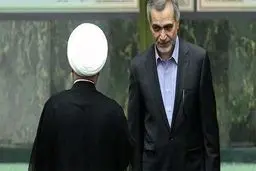 حسین فریدون در زندان است