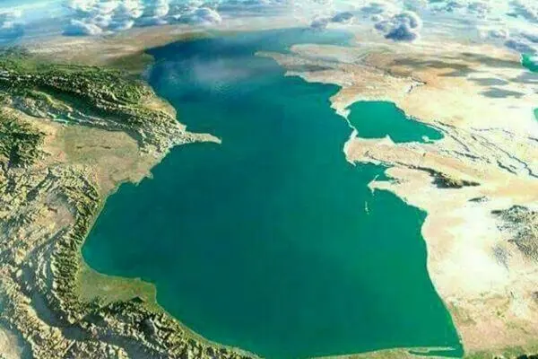با انتقال آب خزر سالانه ۶ میلیون تن نمک به دریا وارد می‌کنیم