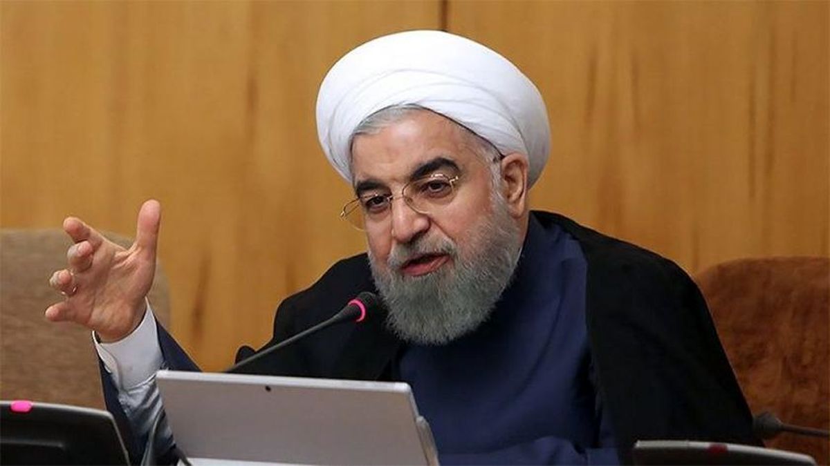 روحانی: نباید اجازه دهیم اتهام پولشویی به سیستم بانکی ما بچسبد