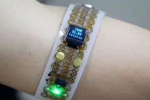 تولید ساعتهای هوشمند شخصی سازی شده در آینده نزدیک