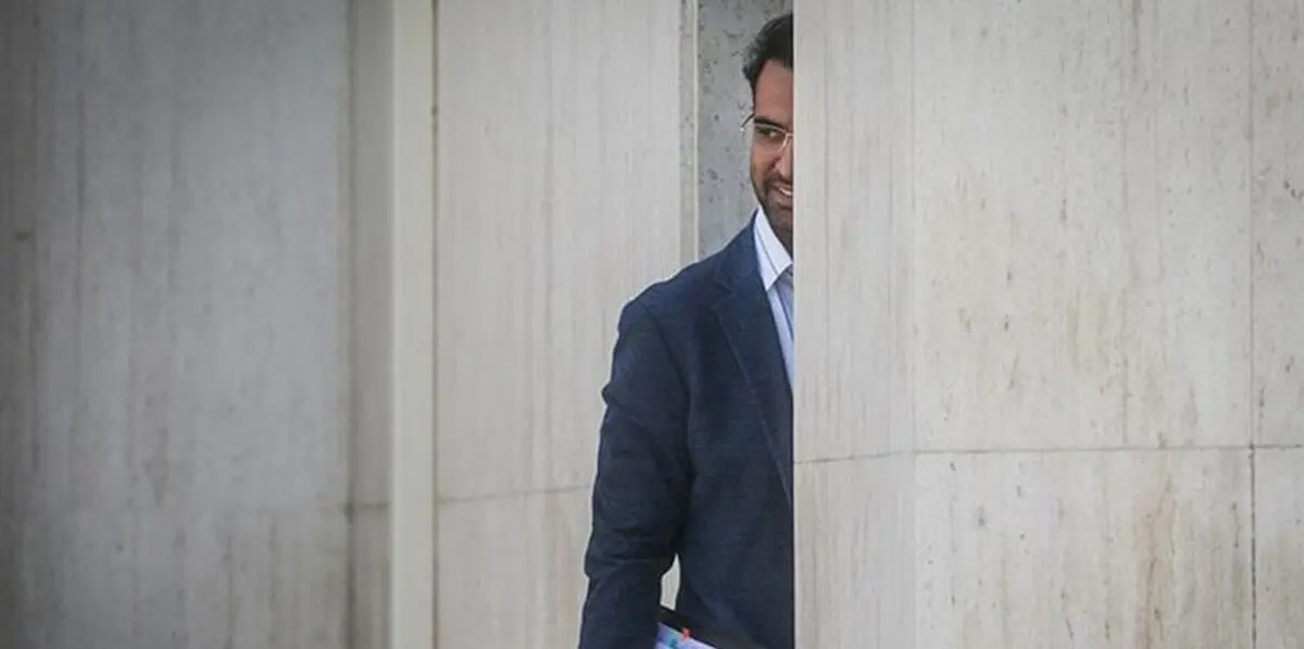 موفقیت آذری جهرمی قابل کتمان نیست؛ اما...
