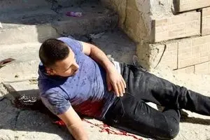 فیلم: لحظه شهادت یک فلسطینی و ممانعت سربازان اسرائیلی از رسیدن تیم امدادی