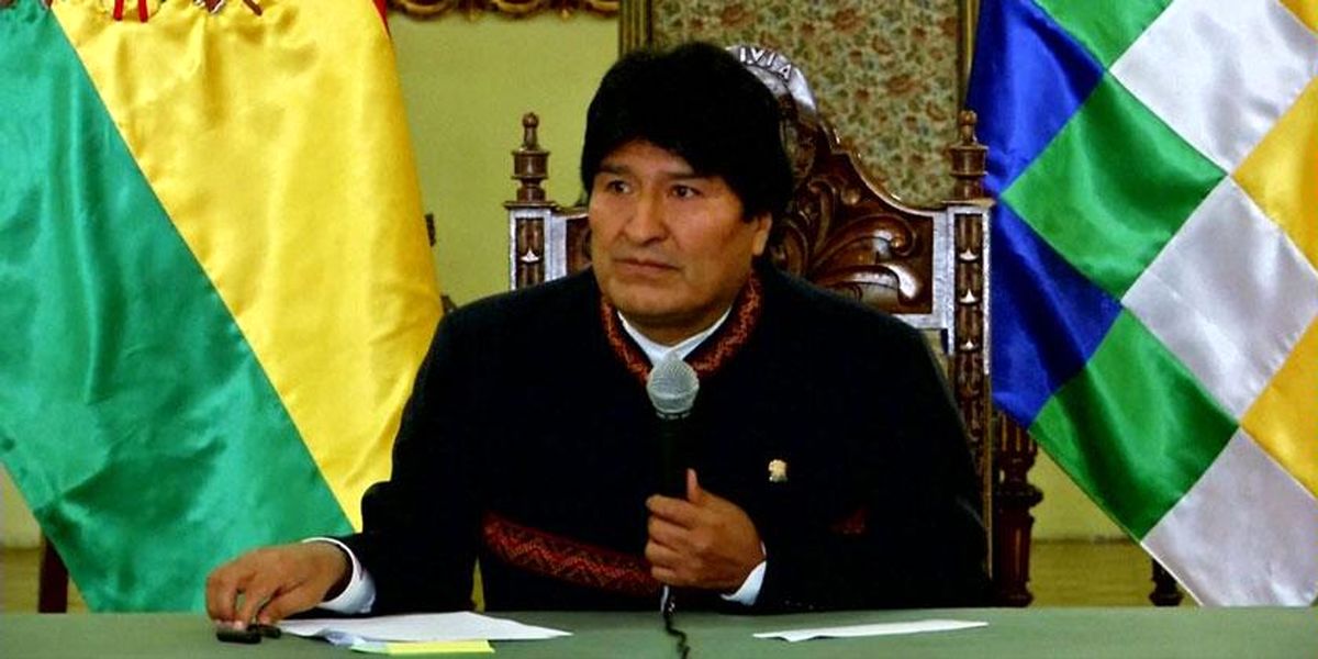 در بولیوی کودتا رخ داد نه استعفا /مخالفان مورالس به بهانه تقلب کشور را به آشوب کشاندند؛ الگوی موفق مورالس در آمریکای لاتین باید زمین زده می شد