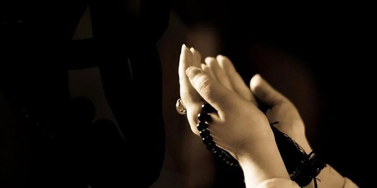 چه کنیم هنگام نماز حواسمان پرت نشود؟