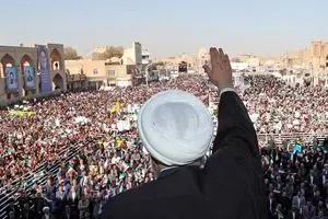 جناب روحانی؛‌ دو قطبی سازی نه به سود دولت شماست نه ملت!