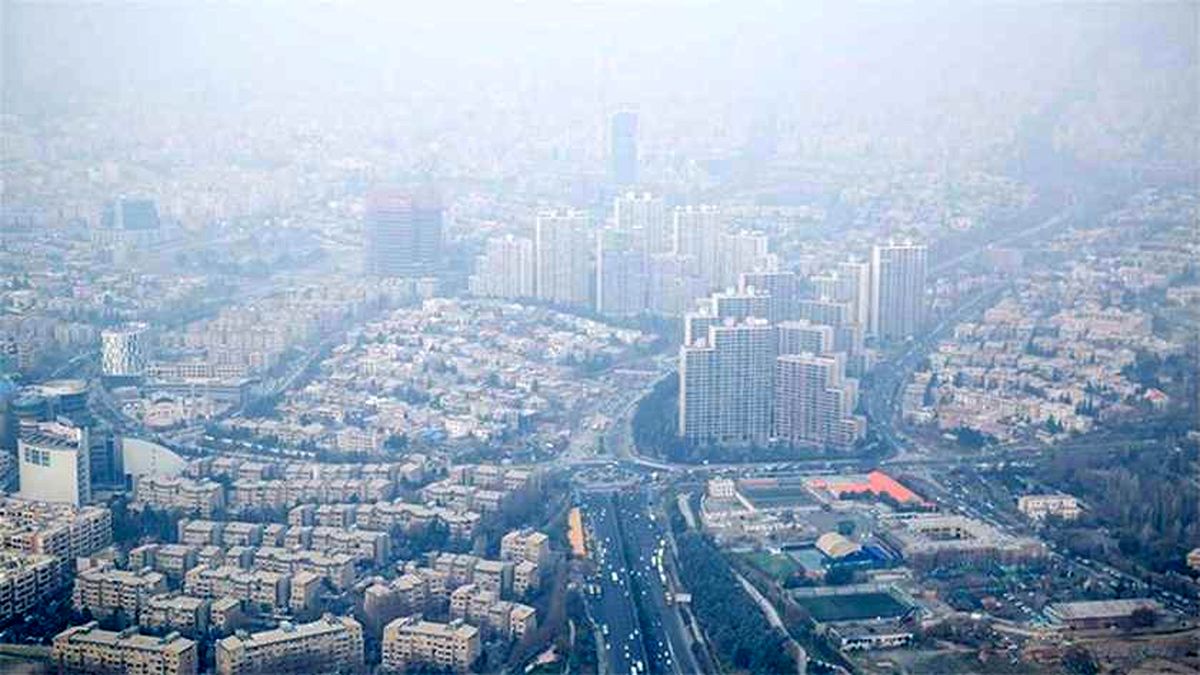هوا در تهران همچنان آلوده است